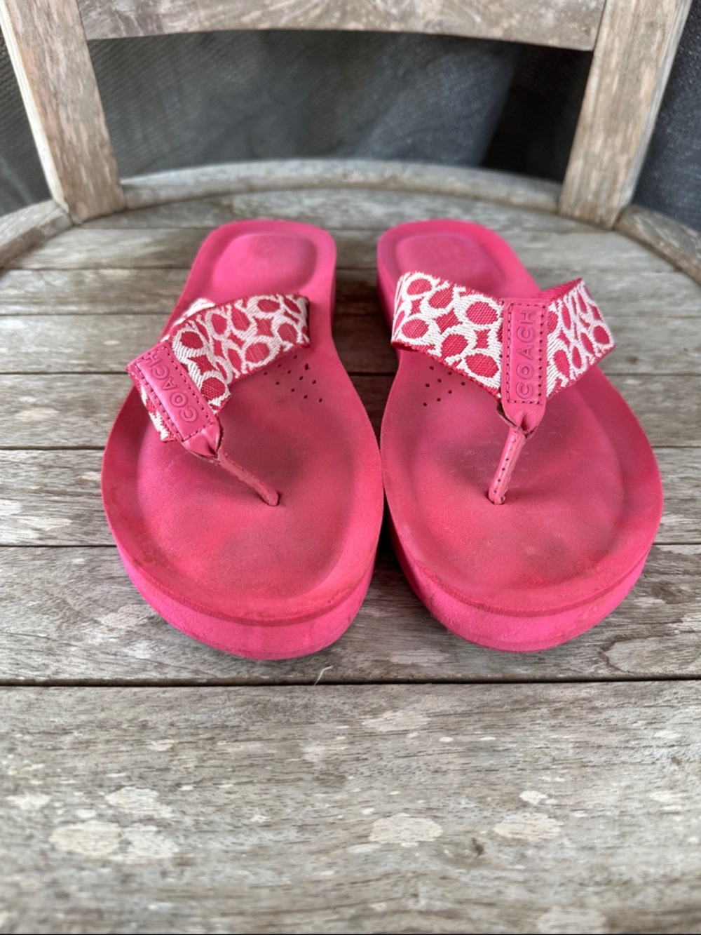 Coach Pink/White Signature Flip Flop Sandals 8 1/2 - Picture 5 of 11